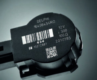 plastová vzorka označená vláknovým laserom 