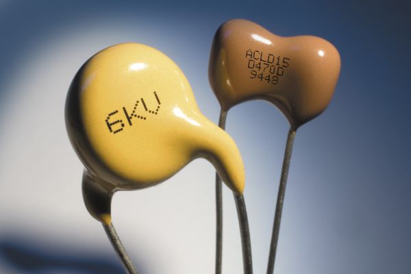 inketový popis na elektronickej súčiastke