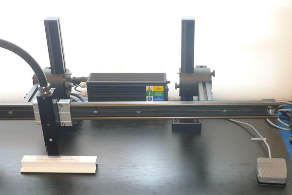 Automatický manipulátor k inkjet Inkdustry
